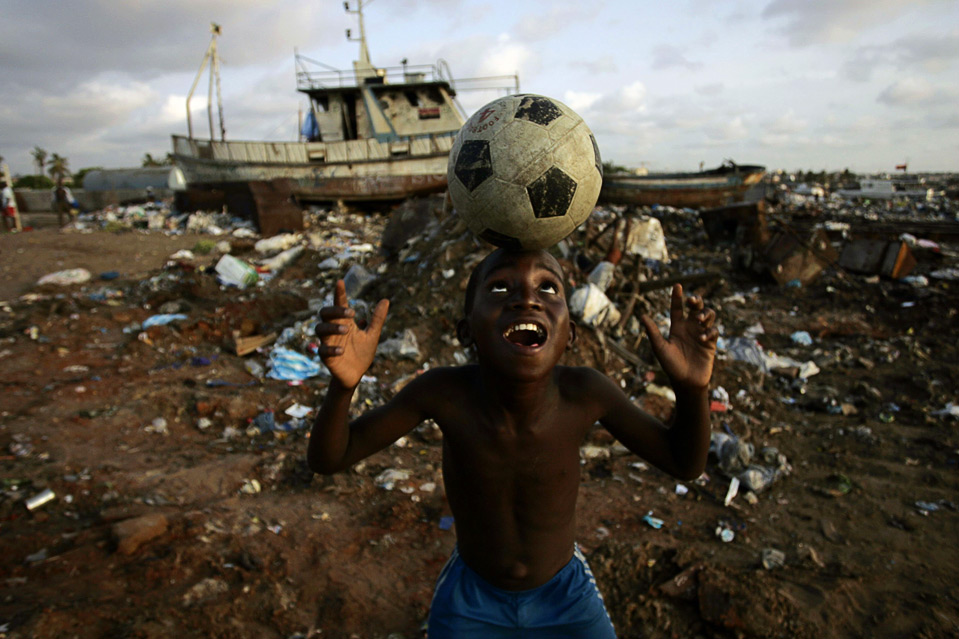 16.         30 . (REUTERS/Rafael Marchante)