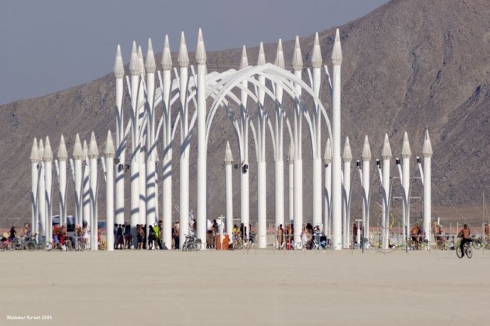 Burning Man (168 )