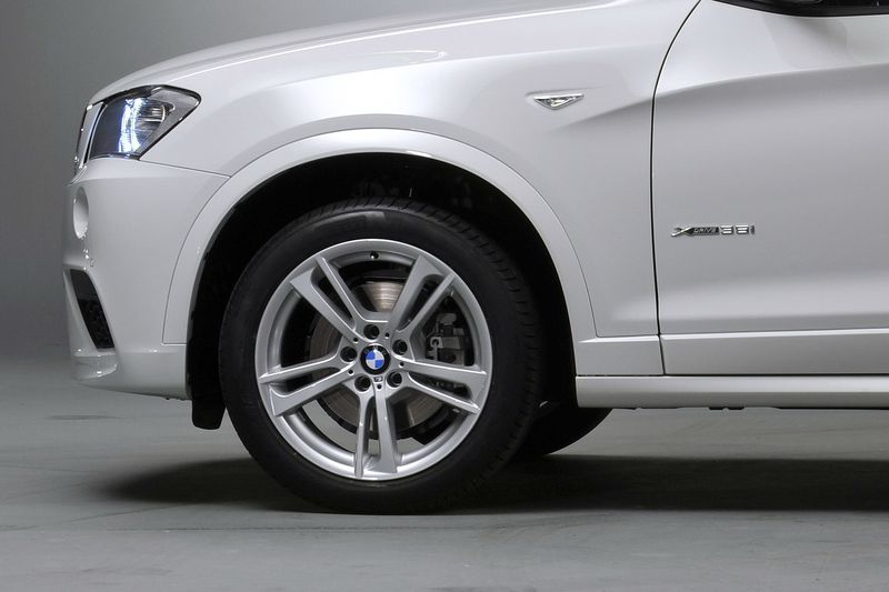 BMW X3  - (10 )