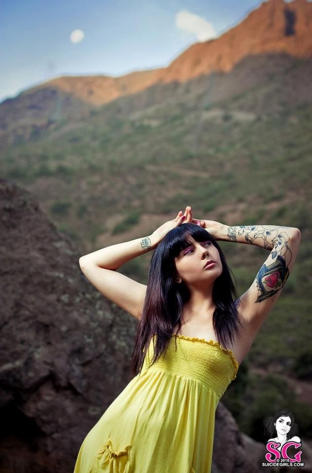   Suicide Girls (103 )