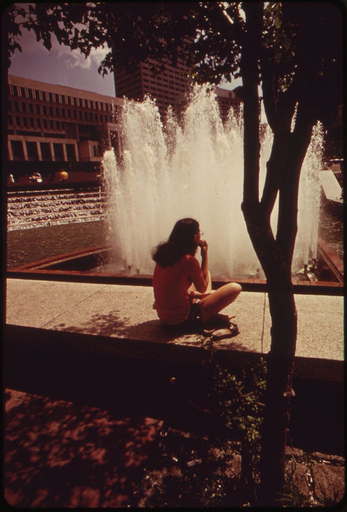  1970- (74 ), photo:70