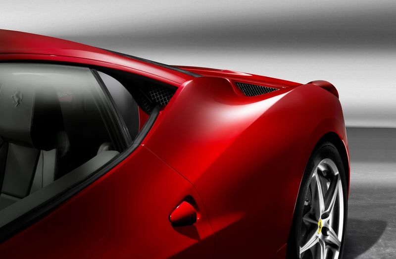    Ferrari 458 Italia (24 +)