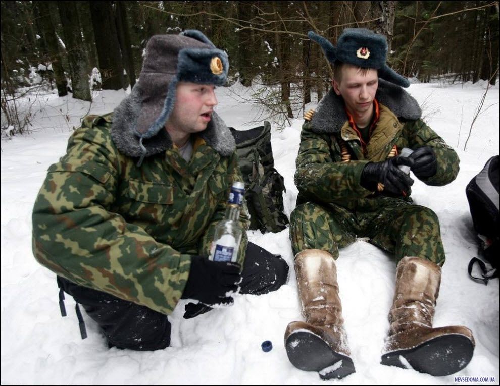 25) Russian men in army officer's uniform drink vodka (    ;-)