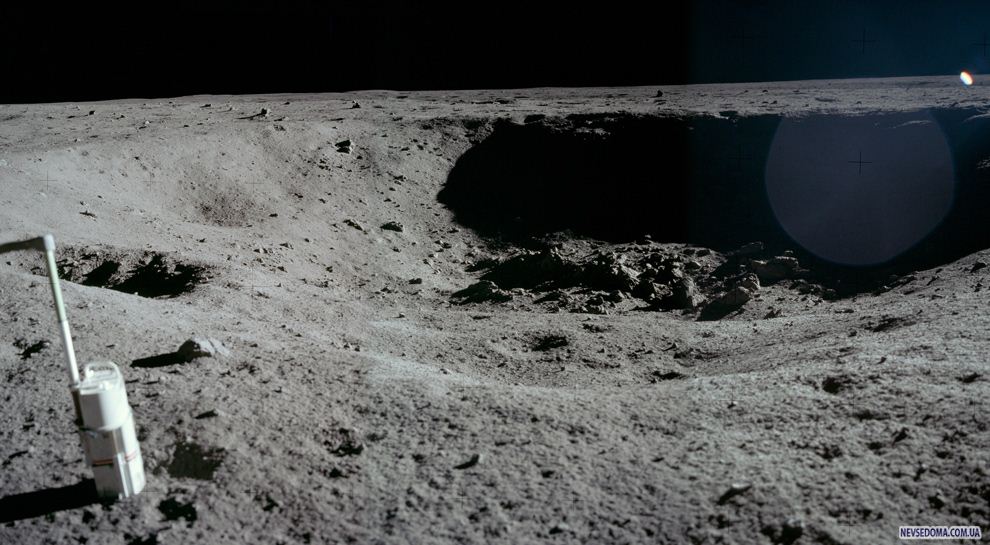 4.             20  1969 ,      ,      . (NASA)