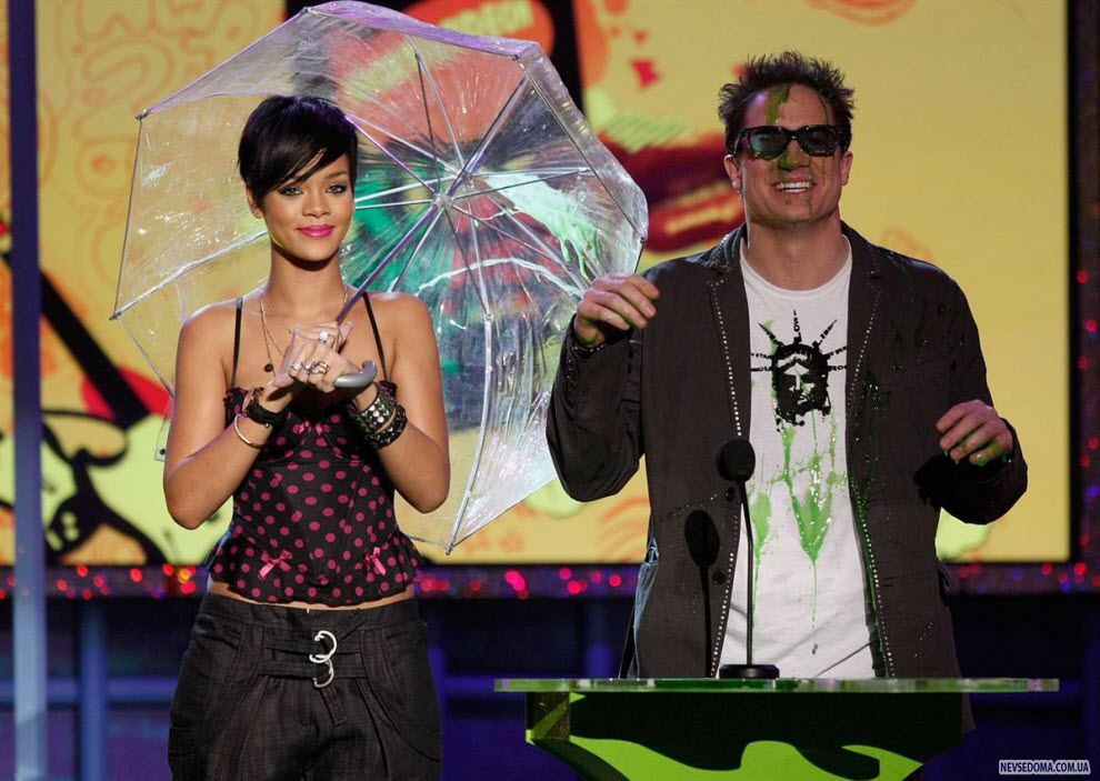 18.          «Nickelodeon's 2008 Kids' Choice Awards»  , , 29 , 2008. 