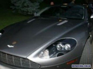 -     «»,      BMW,        <br> Range Rover,     Aston Martin DB9 -    . Aston    300  .