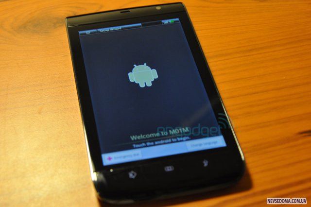 Android  Dell Mini 5 (15  + )