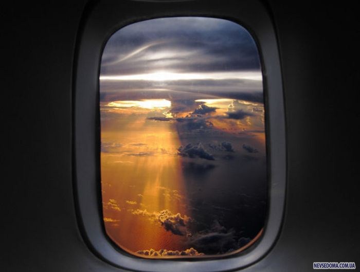 Красивый вид из окна самолета (5 фото)