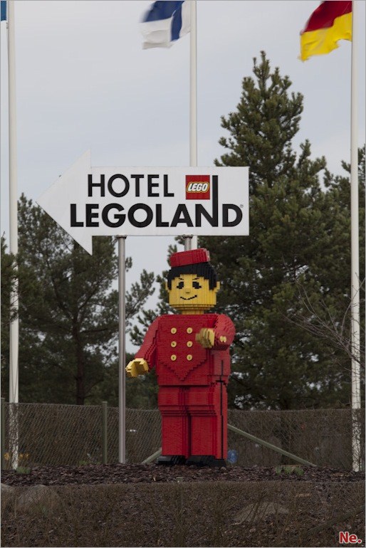 2165  Legoland
