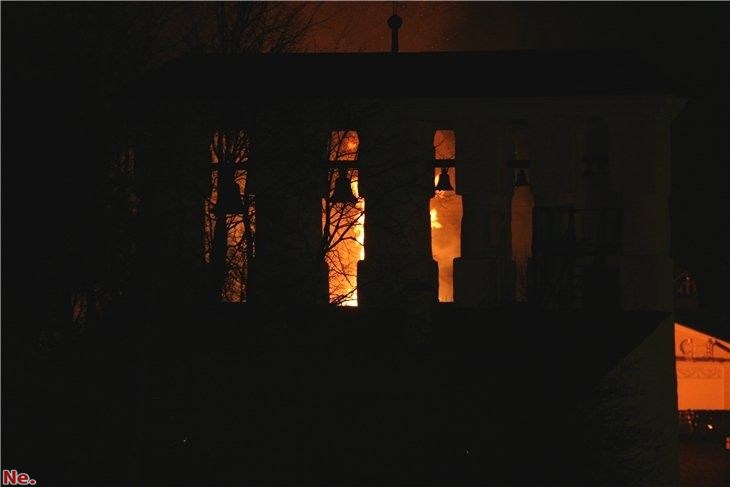 Пожар в Псковском кремле (21 фото + видео)