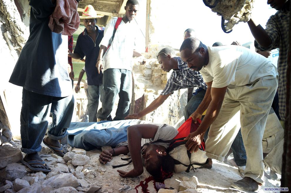 28.     ,  , 17  2010    Hypolite  --. (Olivier Laban Mattei/AFP/Getty Images)