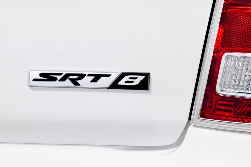  Chrysler 300 SRT8   - (41 )