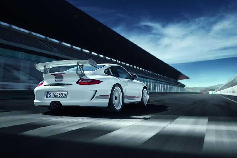      Porsche - 911 GT3 RS 4.0 (16 +)