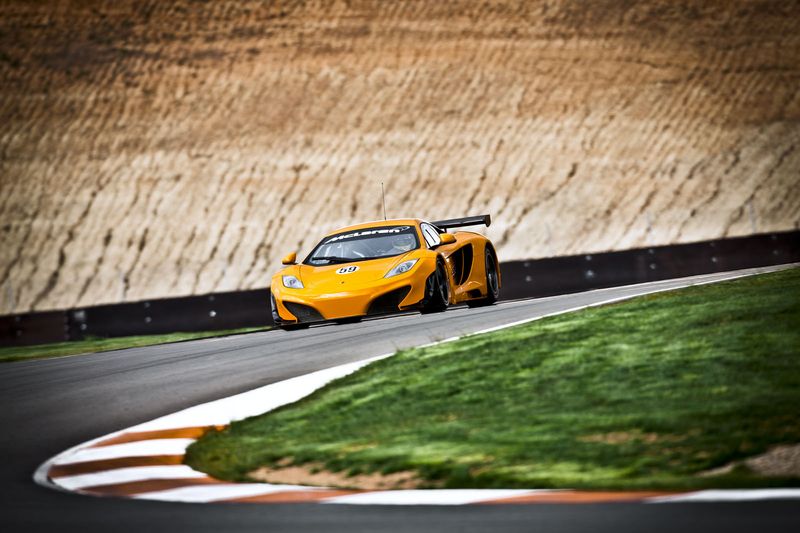   McLaren MP4-12C (26 +)