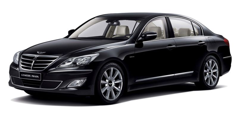    Hyundai Genesis Prada     -     .          : Black Nero, Blue Baltico  Brown Moro,          , ,     ,   19-  .          Saffiano,          ,       .   Genesis Prada   5,0-  V8,  430 “”  510     .      8-  ,      .    1 200  Hyundai Genesis   Prada,        ,              .