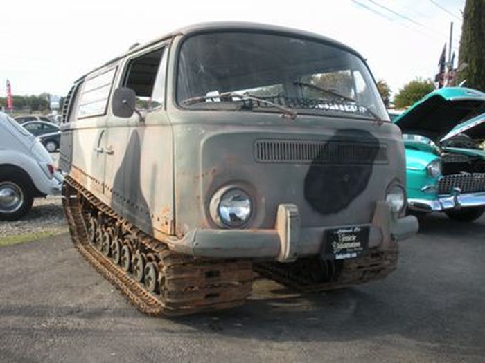 Volkswagen Van    (8 )