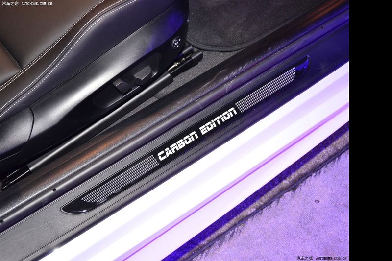 BMW M3 Carbon Edition (24 )