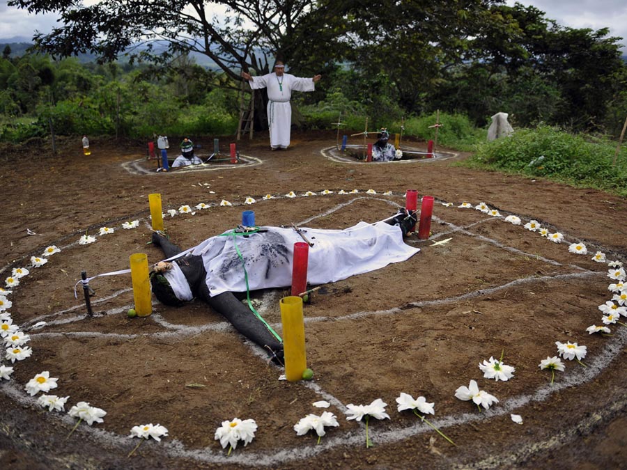 Colombian exorcism 002     