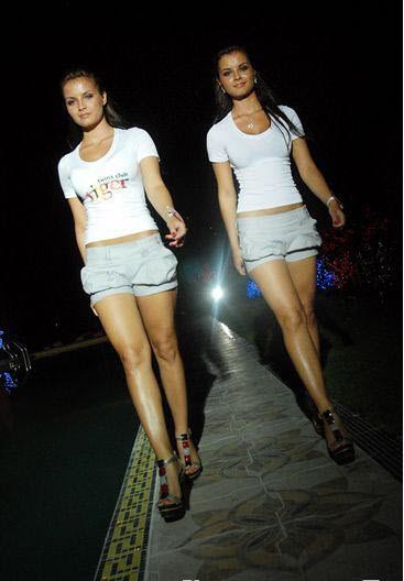   Miss Tiger Twins World 2010 (27 )