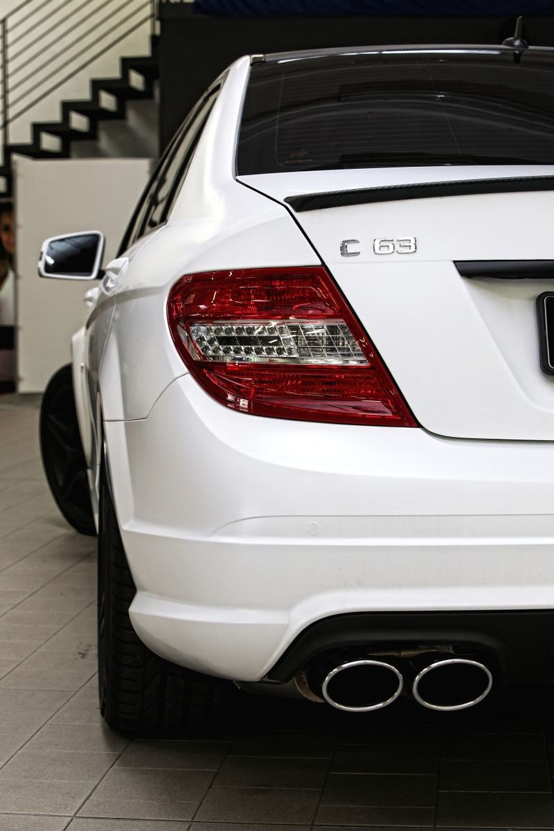 Mercedes-Benz C63 AMG WhiteStorm  Romeo Farraris (23 )