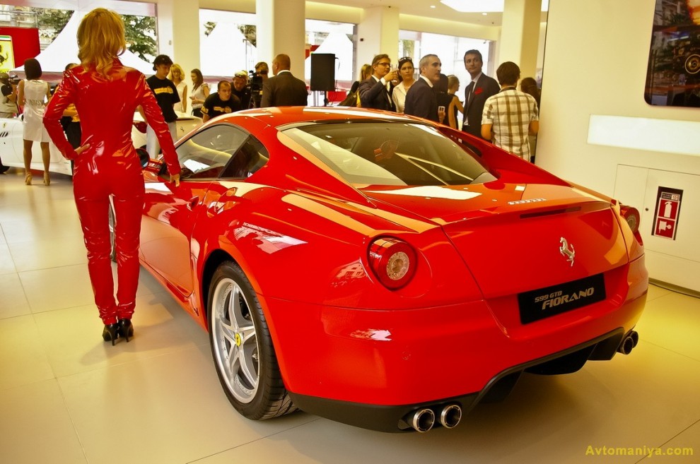   Ferrari  :  
