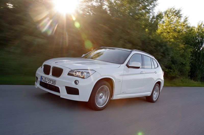 BMW X1     (18 )