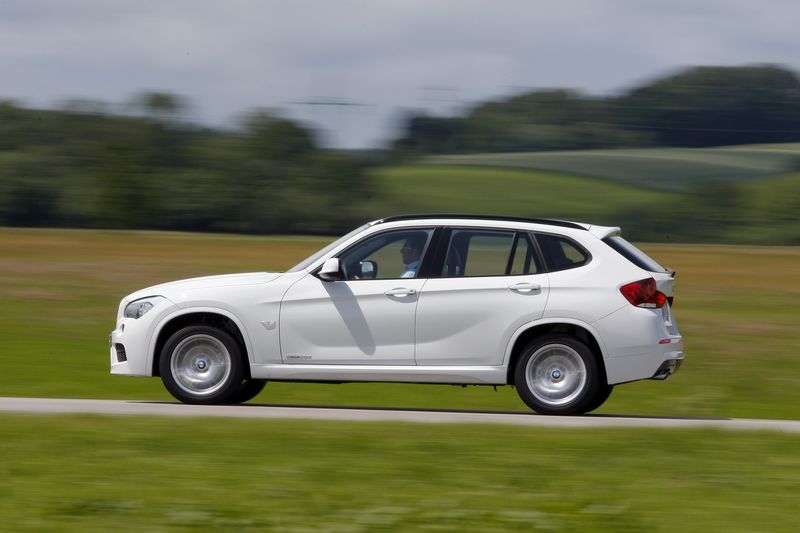 BMW X1     (18 )