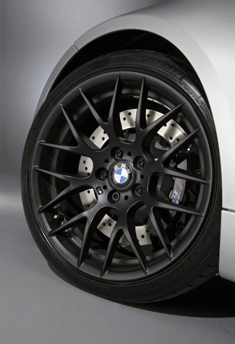 BMW M3 Carbon Racing Technology (50 +)