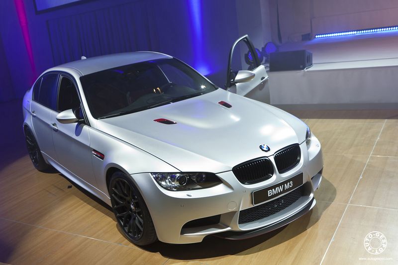 BMW M3 Carbon Racing Technology (50 +)