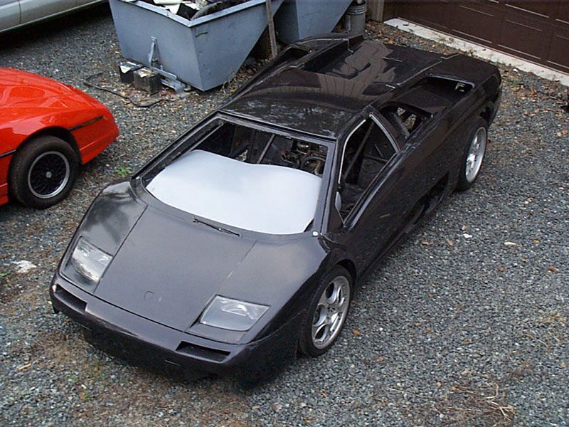 Lamborghini Diablo VT 6,0  1988 Pontiac Fiero (35 )