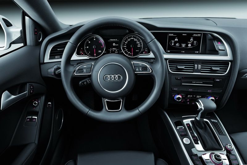   Audi A5   (120 )
