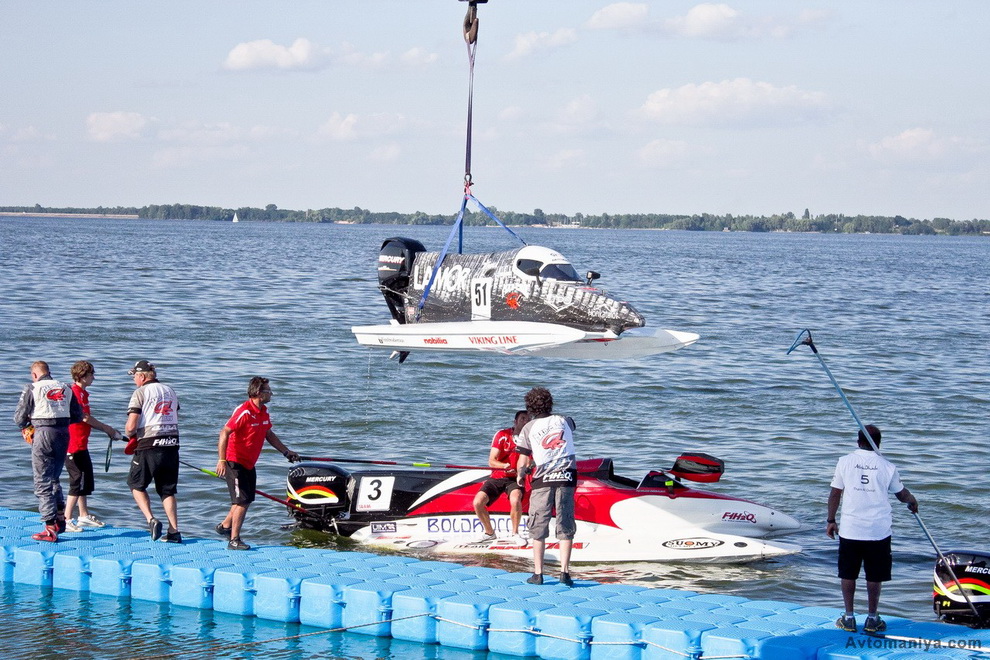 -1   (F1H2O 2011): ,   ()