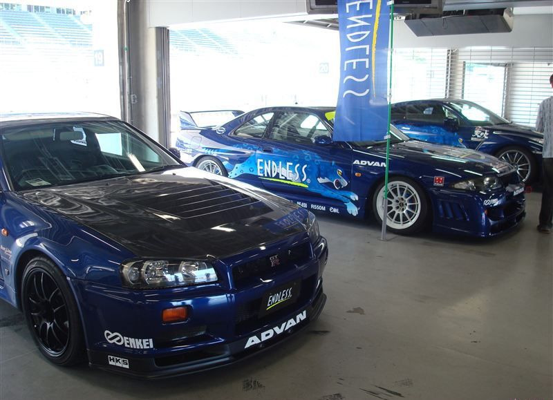      Nissan Skyline (22 )