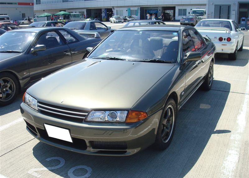      Nissan Skyline (22 )
