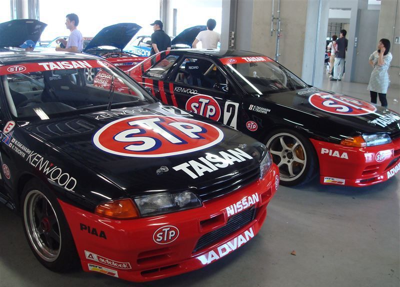      Nissan Skyline (22 )