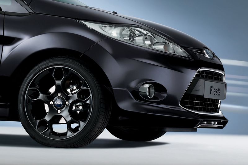 Ford Fiesta Sport Limited Edition    (4 )