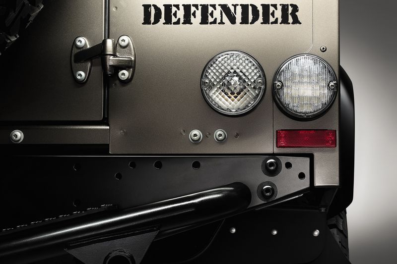   Defender  Land Rover (8 ) 