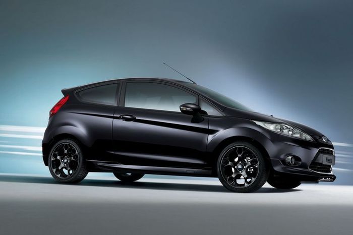 Ford Fiesta Sport Limited Edition    (4 )