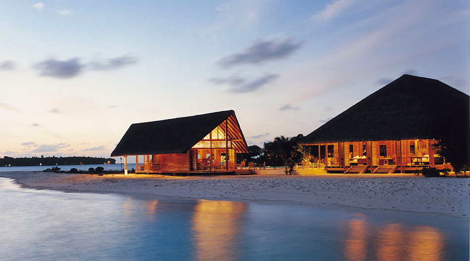 Cocoa Island Resort –    