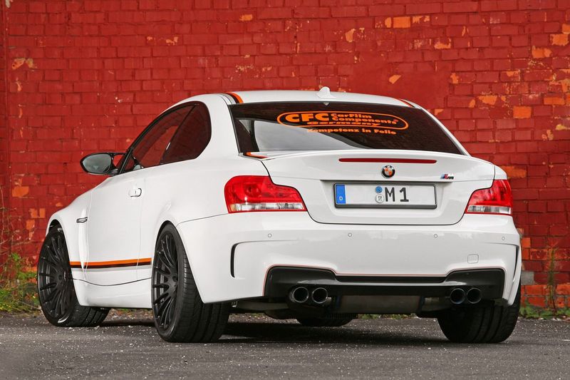 BMW 1 M Coupe  APP Europe (17 )
