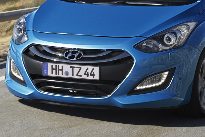  Hyundai i30 (8 )