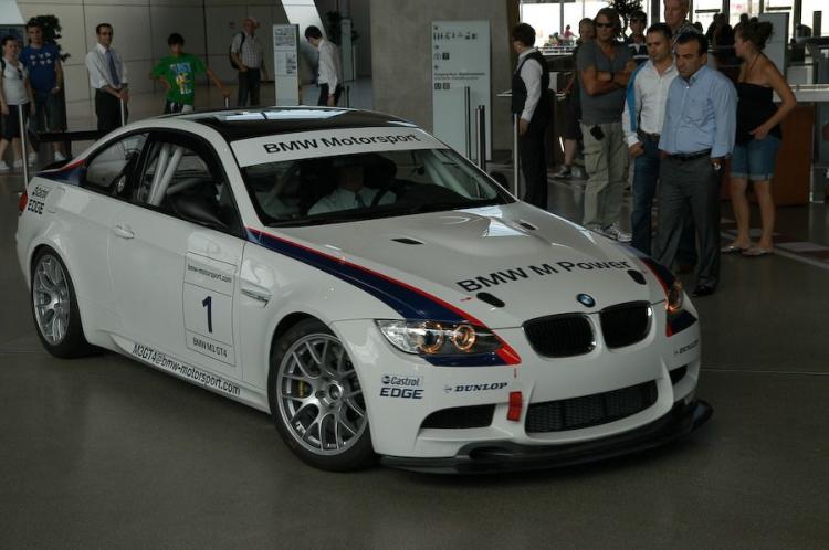  BMW (72 ), photo:1