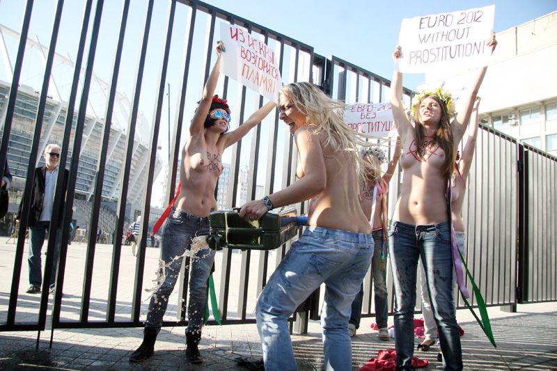  FEMEN  -2012 (14 ), photo:3
