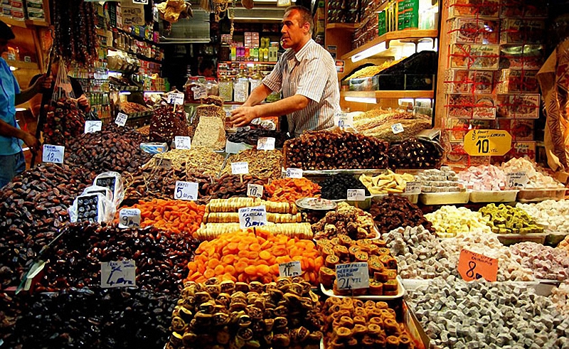 019 Istanbul spice bazaar 02    
