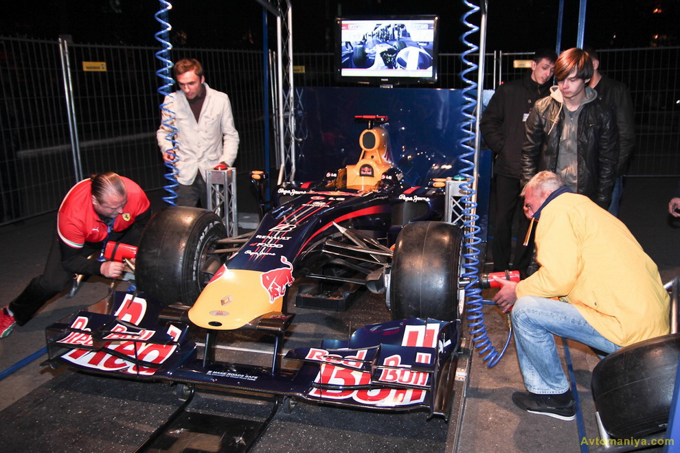 1043 Red Bull Night Race 2011:     