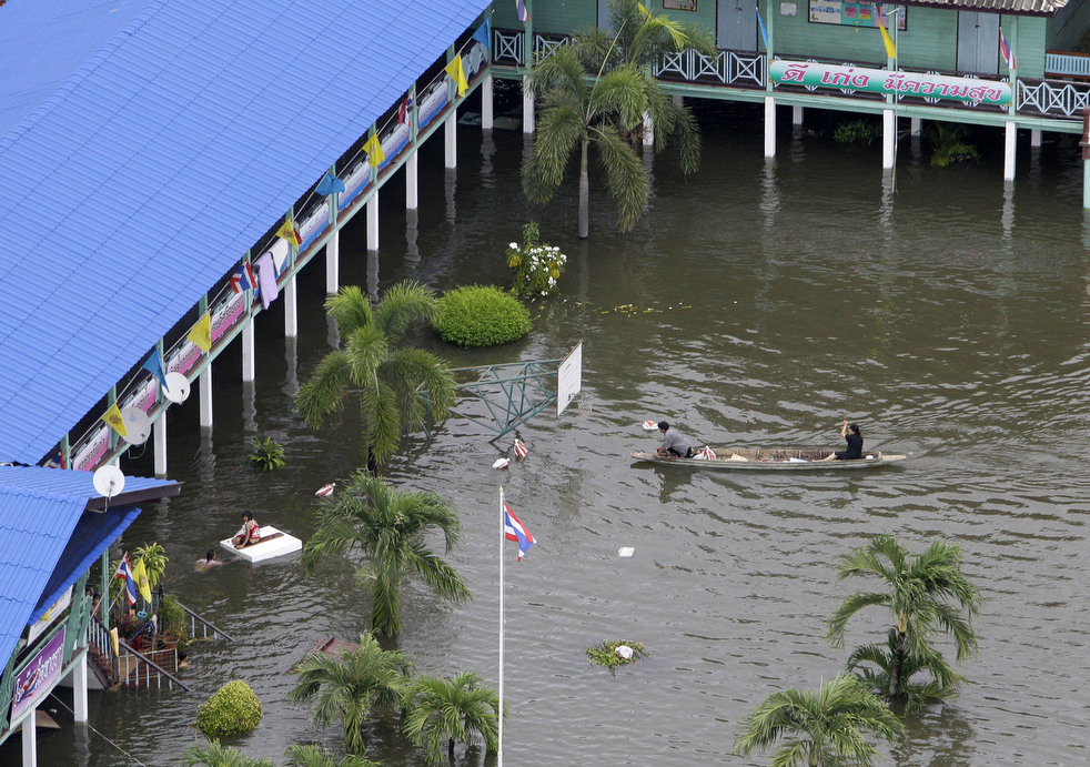 thailand flooding 07   :  