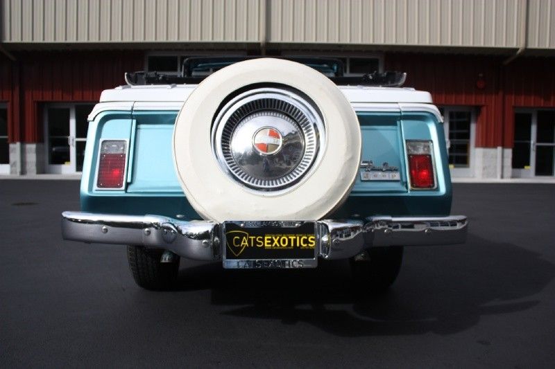    Jeep Jeepster Commando Convertible (53 )