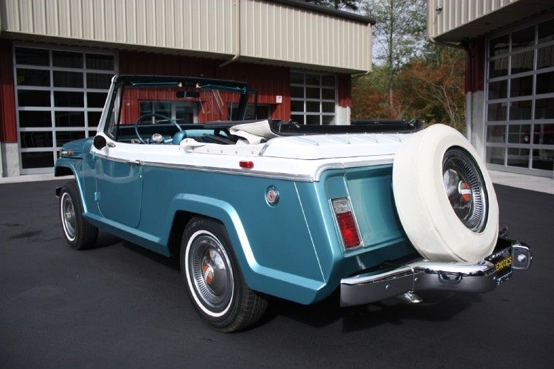    Jeep Jeepster Commando Convertible (53 )