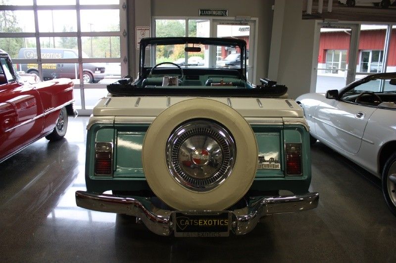    Jeep Jeepster Commando Convertible (53 )