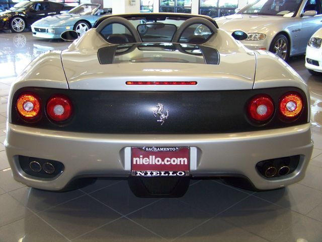  Ferrari 360 Spider    92000$ (26 )
